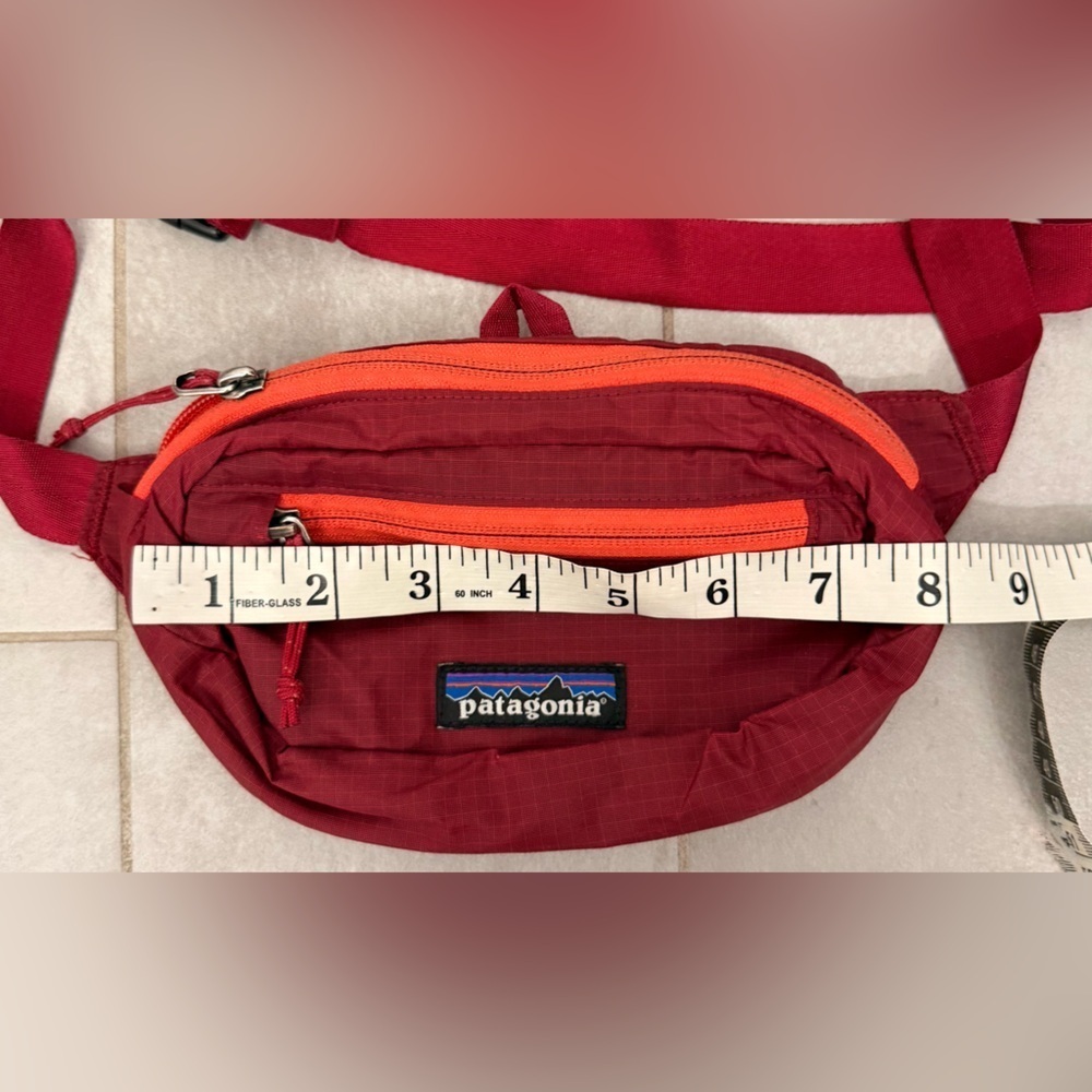 Patagonia Maroon Ultralight Black Hole Mini Hip Pack - Picture 11 of 12